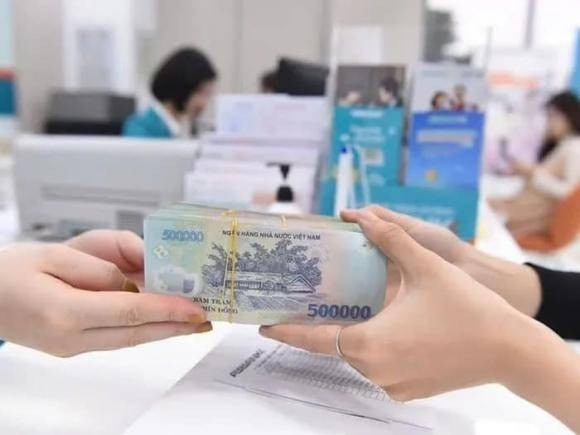 Lãi suất ngân hàng 18/12: Big4 nhập cuộc, mốc 9% xuất hiện