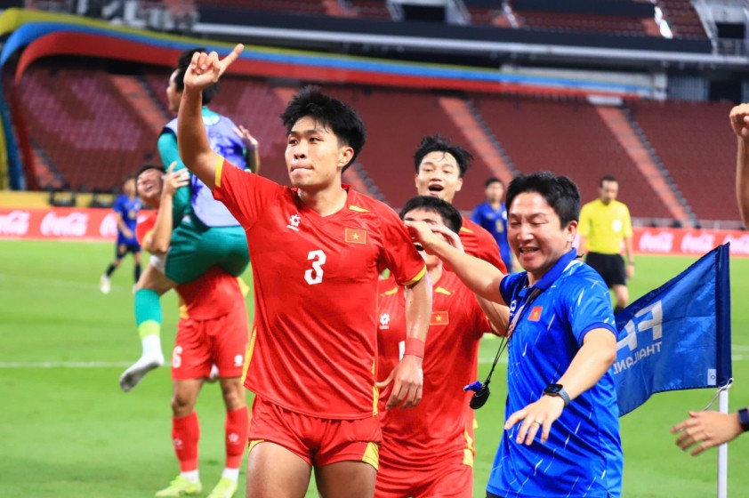 U22 Thái Lan thua ngược Việt Nam: Cú sụp đổ khó tin qua tâm thư CĐV