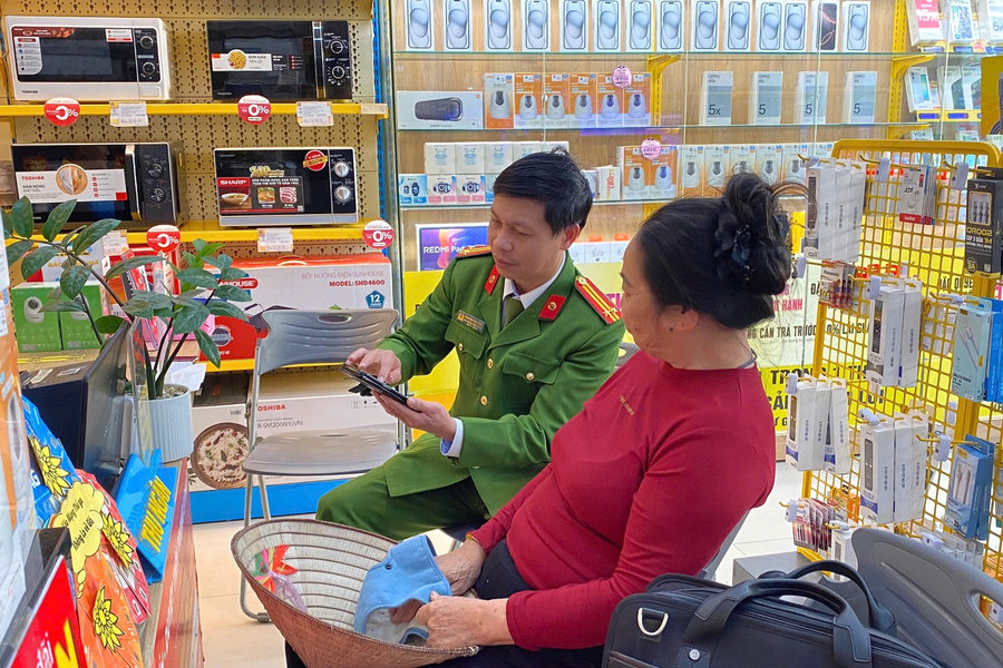 Công an xã Hoàng An Phú Thọ ngăn chặn vụ lừa đảo chuyển tiền