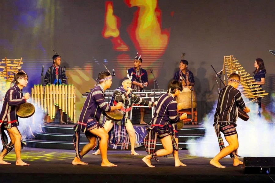 Âm vang của núi rừng