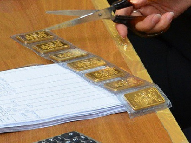 Cập nhật 08:30 sáng 20/12/2025: Giá vàng tăng 0,2, riêng PNJ đi ngang