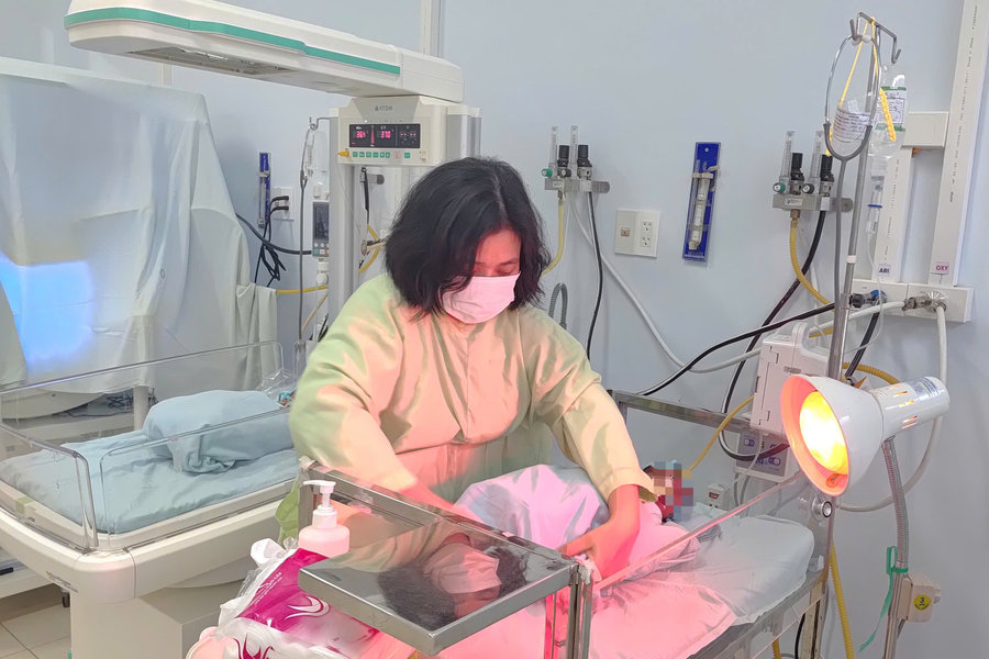 Những bàn tay nối nhịp sống