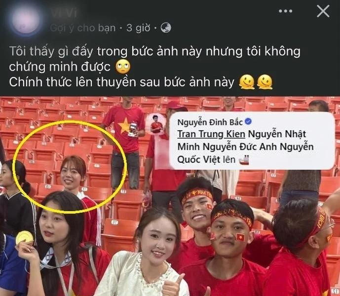 Khoảnh khắc gây sốt của trung vệ Lý Đức và xạ thủ Phí Thanh Thảo