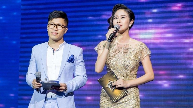 Mẫu lời dẫn chương trình liên hoan cuối năm chuyên nghiệp