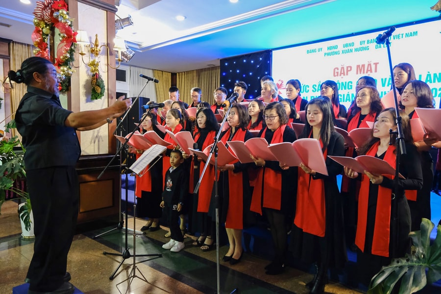 Gặp mặt các chức sắc, chức việc nhân dịp Lễ Giáng sinh 2025