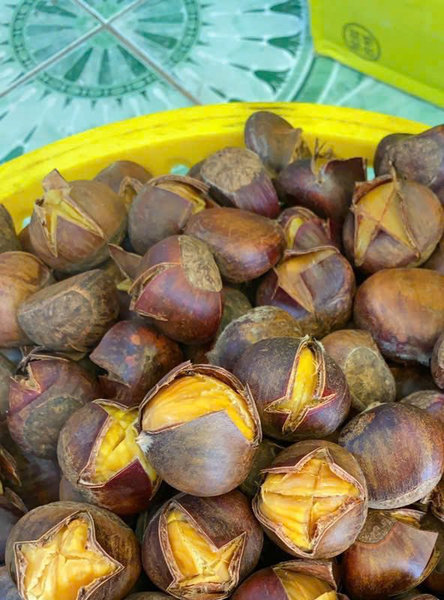 Mẹo chọn mua hạt dẻ ngọt bùi không lo bị sượng hỏng