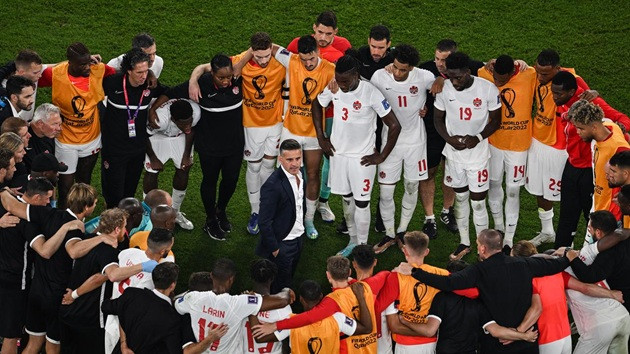 Bộ sậu tinh nhuệ sẵn sàng cùng John Herdman tiếp quản tuyển Indonesia