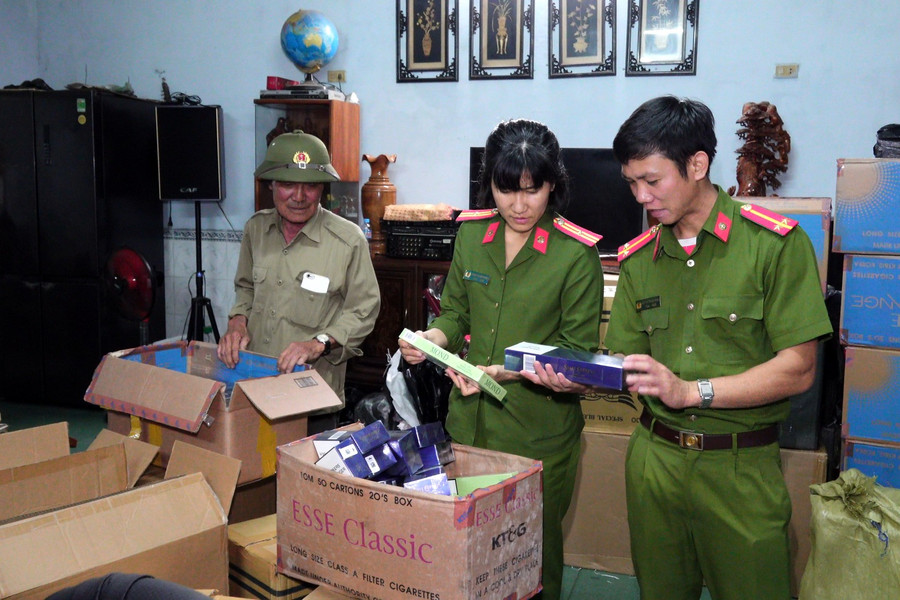 Gia Lai: Phát hiện hơn 25.000 bao thuốc lá lậu dưới hầm nhà