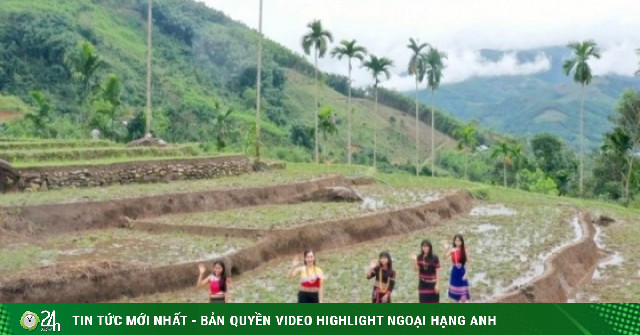 Sơn Tây Thượng: Mùa nước đổ trầm mặc trên ruộng bậc thang