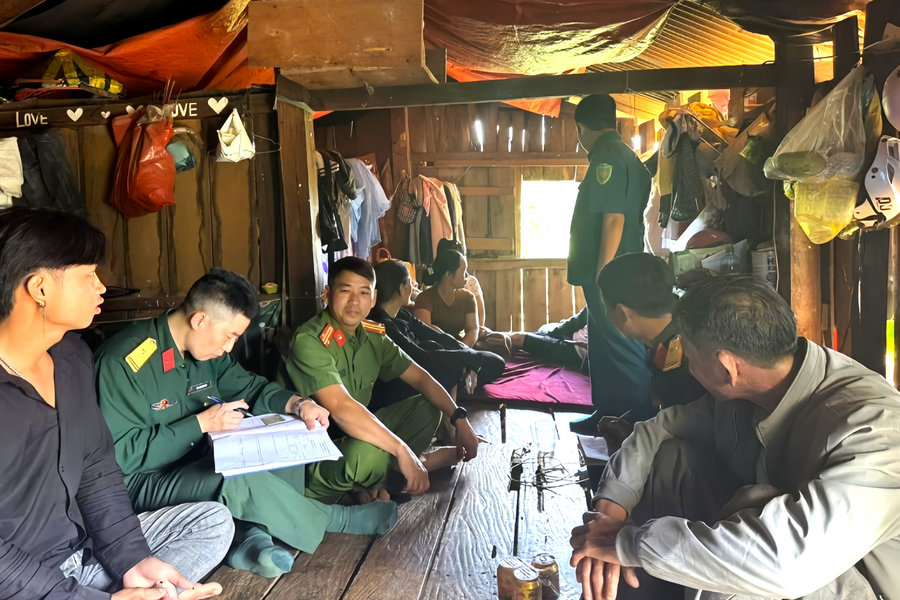 Kiên trì vận động để thanh niên tự giác nhập ngũ