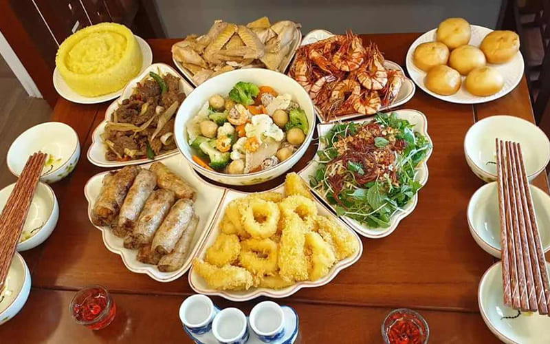 Mẹo chuẩn bị mâm cúng mùng 1 hàng tháng đơn giản đúng phong tục