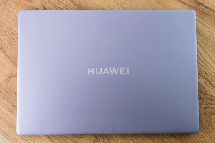 Huawei MateBook D 16 2024: Hiệu năng Core i9 trong thân hình mỏng nhẹ