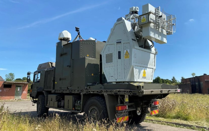Anh thử nghiệm vũ khí RF-DEW vô hiệu hóa bầy đàn UAV