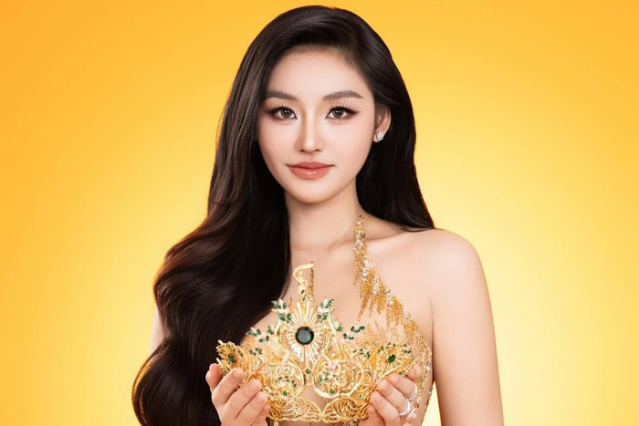 Hoa hậu Yến Nhi khoe sắc vóc thăng hạng sau 3 tháng đăng quang