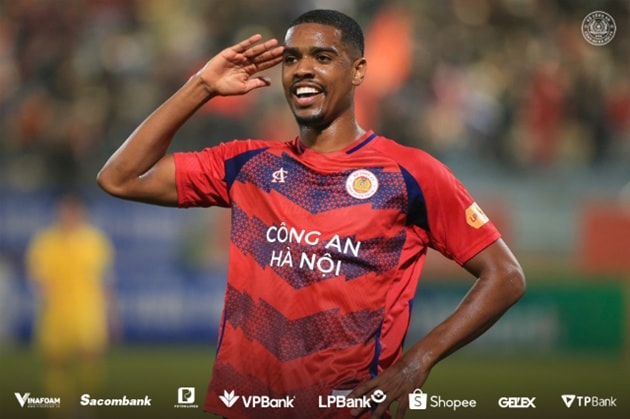 Alan Grafite vinh dự nhận giải Cầu thủ ngoại xuất sắc nhất năm 2025