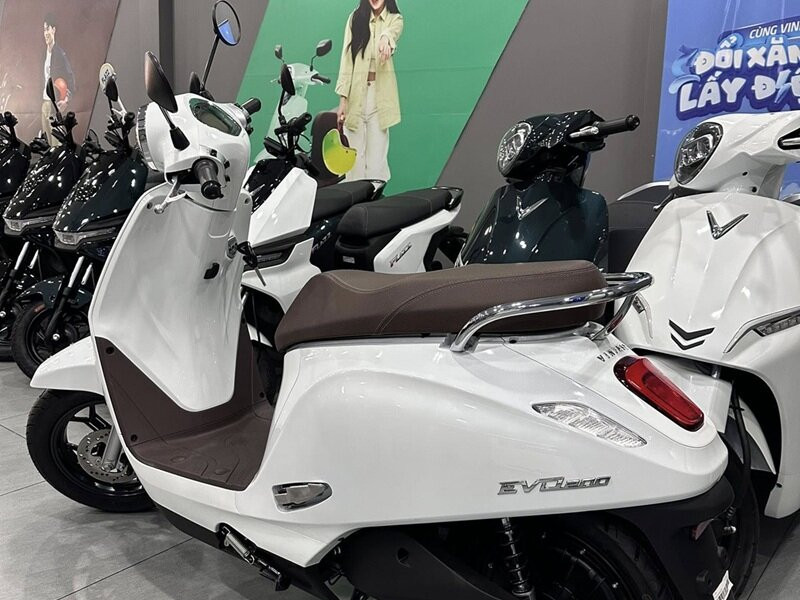 VinFast Evo200: Xe máy điện pin LFP giá chỉ từ 19,36 triệu đồng