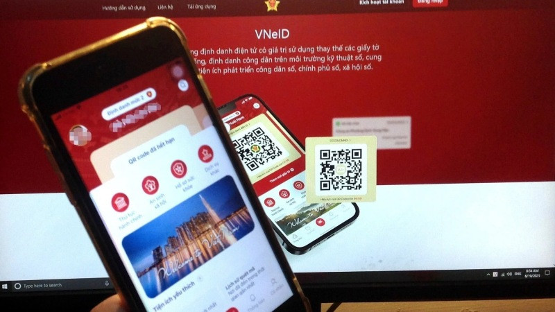 Hướng dẫn nhận quà Tết 400.000 đồng qua VNeID và tiền mặt năm 2026