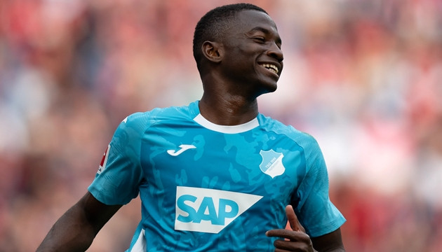 Manchester United nhắm máy chạy Bazoumana Toure: Mảnh ghép cho Ruben Amorim