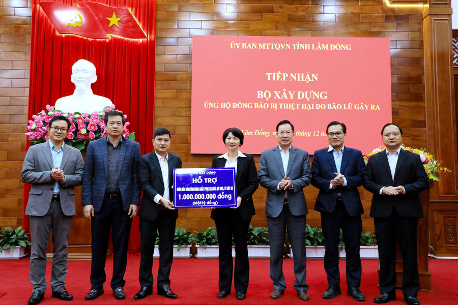 Bộ Xây dựng hỗ trợ Lâm Đồng 1 tỷ đồng khắc phục thiệt hại mưa lũ
