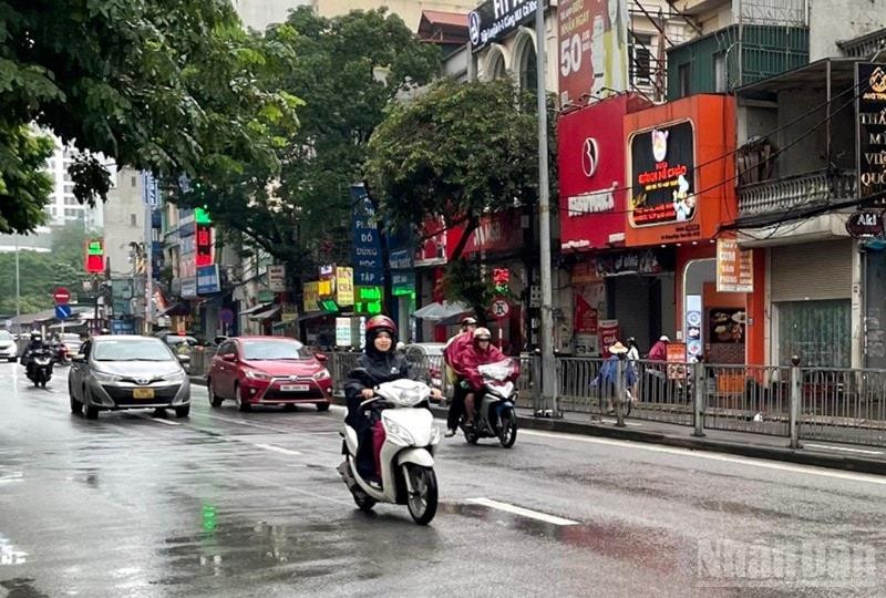 Khu vực Hà Nội có mưa rào, từ đêm 1/1 trời chuyển rét