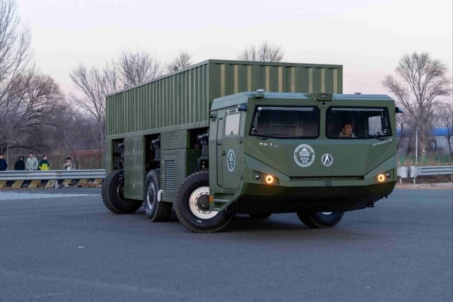 Trung Quốc ra mắt bệ phóng ICBM thế hệ mới với khả năng di chuyển ngang và tàng hình điện