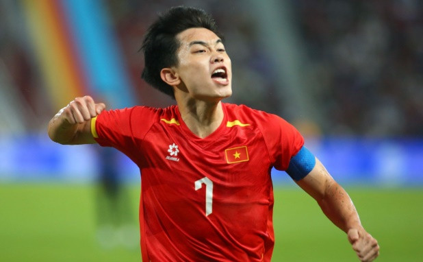 Nguyễn Đình Bắc và HLV Kim Sang Sik thống trị giải thưởng Thể thao tiêu biểu 2025