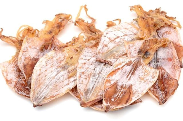 Cách chọn mực khô ngon: Những dấu hiệu người tiêu dùng cần biết