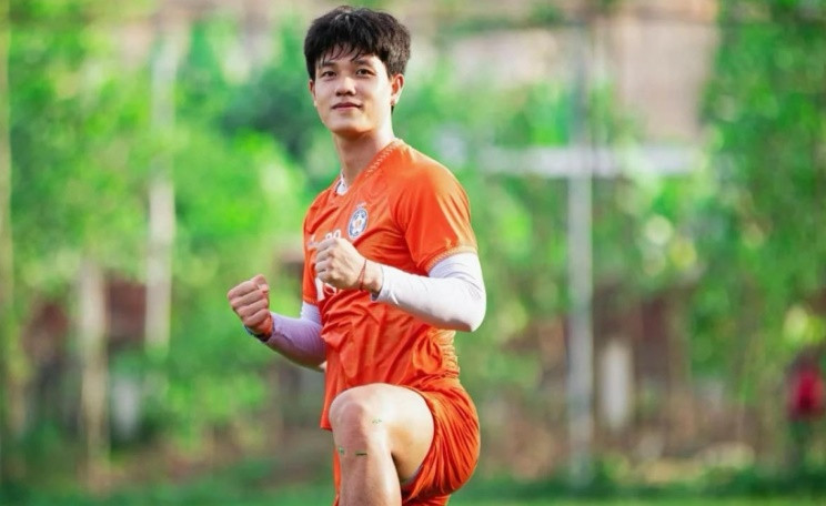 Lương Duy Cương cập bến Thép Xanh Nam Định: Giải pháp gia cố hàng phòng ngự