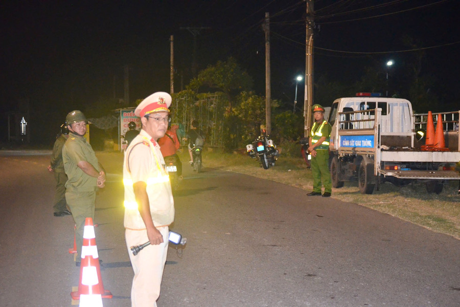 Các địa phương phía Đông Lâm Đồng siết chặt kiểm tra nồng độ cồn dịp Tết Dương lịch