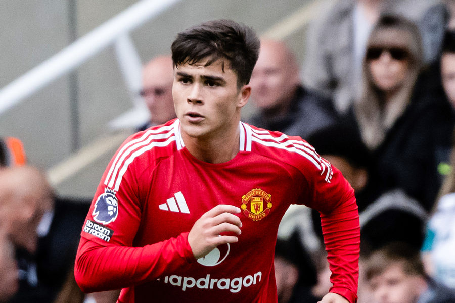 MU gọi lại Harry Amass ngay sau khi sa thải Ruben Amorim: Tín hiệu thay đổi tại Old Trafford