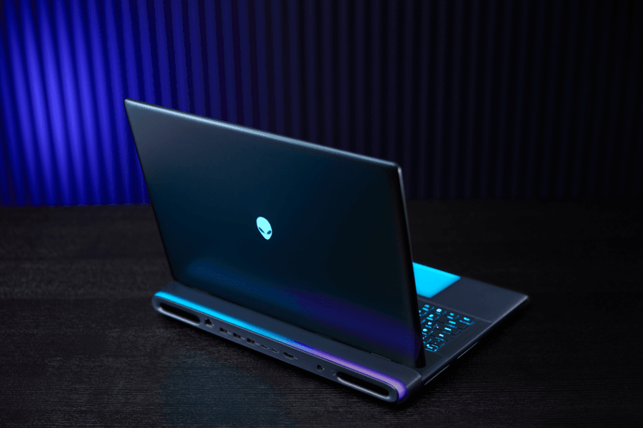 Alienware 18 Area-51: Laptop gaming mạnh nhất lịch sử Dell chính thức ra mắt