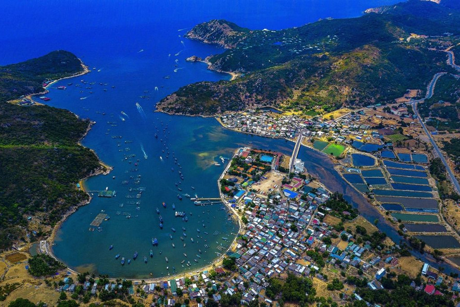 Ninh Thuận: Cẩm nang du lịch 2025 từ A-Z cho hành trình khám phá vùng đất nắng gió