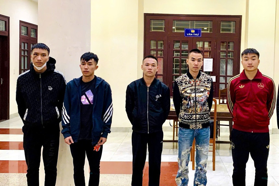 Quảng Trị: Triệt phá đường dây cho vay lãi nặng qua mạng với lãi suất hơn 600% mỗi năm