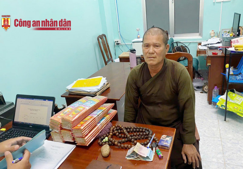 Cảnh báo thủ đoạn giả danh tu sĩ bán nhang và kêu gọi từ thiện tại Cà Mau