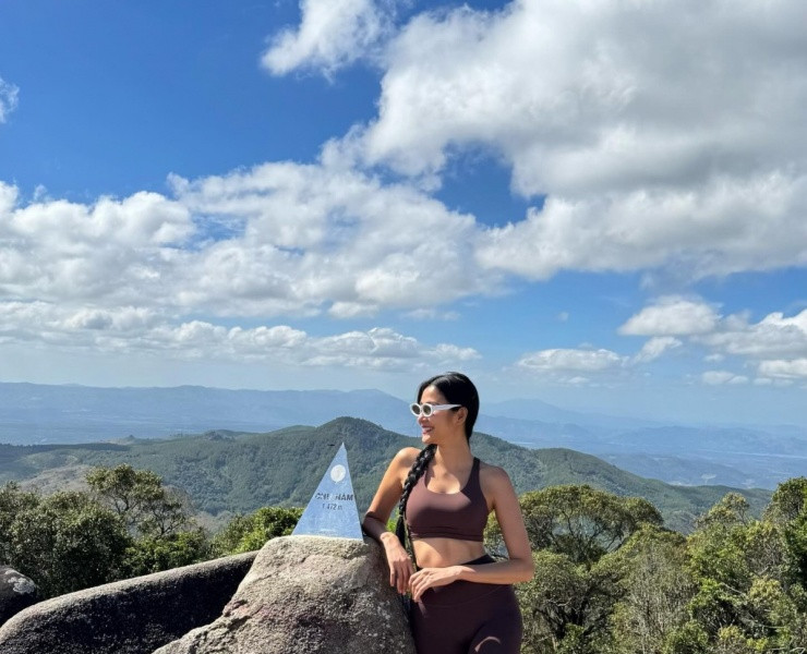 Gia Lai: Hoàng Thùy trekking 8 tiếng chinh phục đỉnh Chư Nâm cao 1.472m