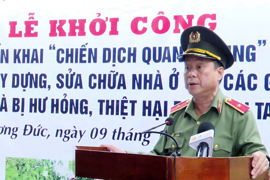 Công an TP Đà Nẵng hoàn thành 271 căn nhà cho người dân vùng lũ trong Chiến dịch Quang Trung
