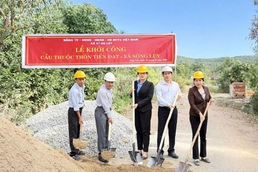 Xây dựng cầu dân sinh phục vụ hơn 1.092 người dân xã Sông Lũy