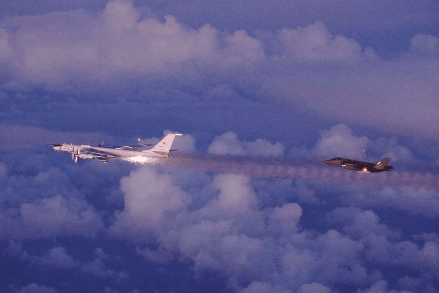 Tiêm kích F-35 Na Uy đánh chặn máy bay Nga và tin vũ khí thế giới ngày 10.1