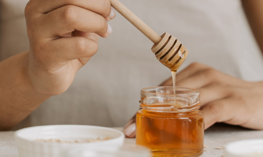 Lý do người tập thể thao nên bổ sung mật ong và cách dùng để tăng hiệu suất