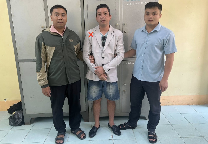 Đồng Nai: Bắt giữ đối tượng truy nã làm giả giấy tờ để lừa bán xe tải hơn 1,6 tỷ đồng