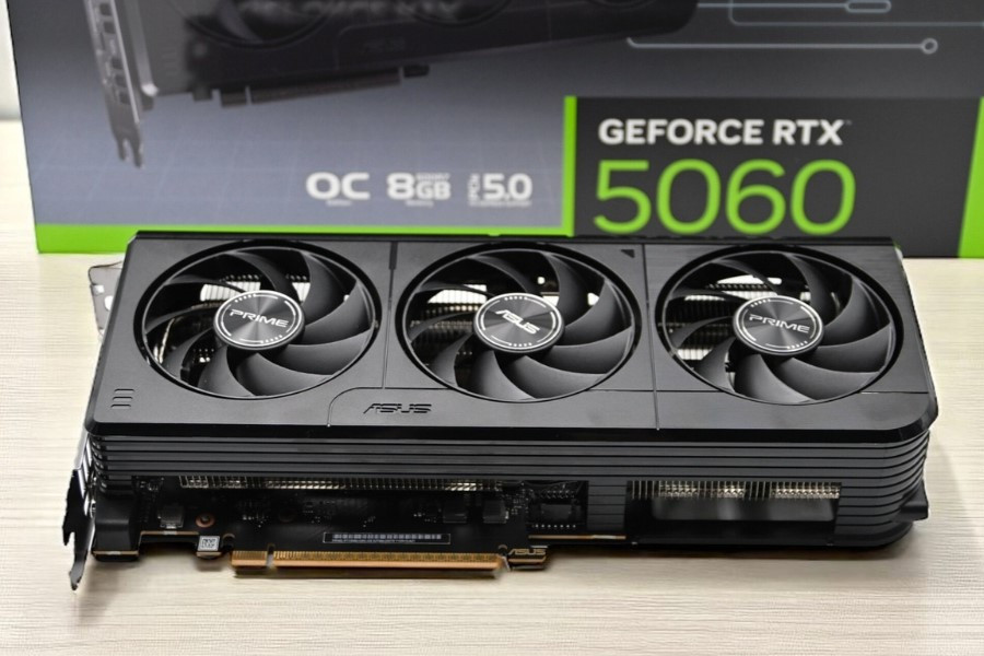 NVIDIA tăng nguồn cung RTX 5060 bản 8GB và cắt giảm dòng 16GB giữa khủng hoảng bộ nhớ