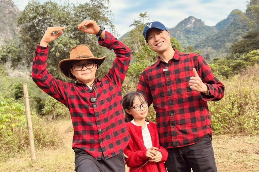 Nhạc trưởng Đồng Quang Vinh và hành trình chữa lành cùng hai con tại làng Lân Nóng