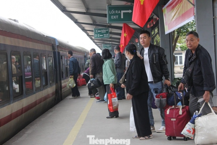 Hành trình Tết Bính Ngọ 2026: Đường sắt tăng chuyến giải tỏa áp lực ngày cao điểm