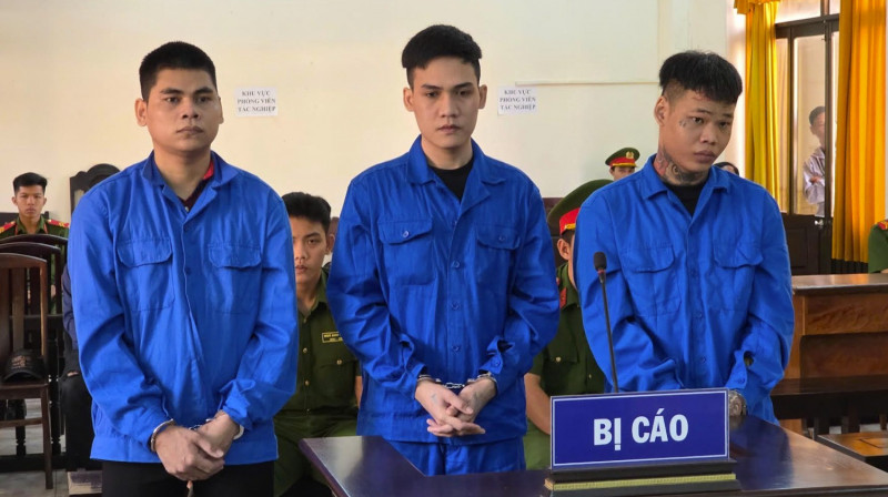 An Giang: Tuyên phạt 3 bị cáo hơn 40 năm tù về tội Giết người