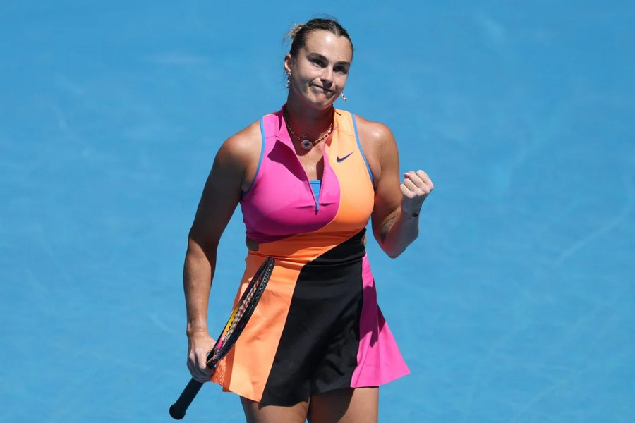 Aryna Sabalenka vào chung kết Australian Open sau 77 phút thị uy sức mạnh