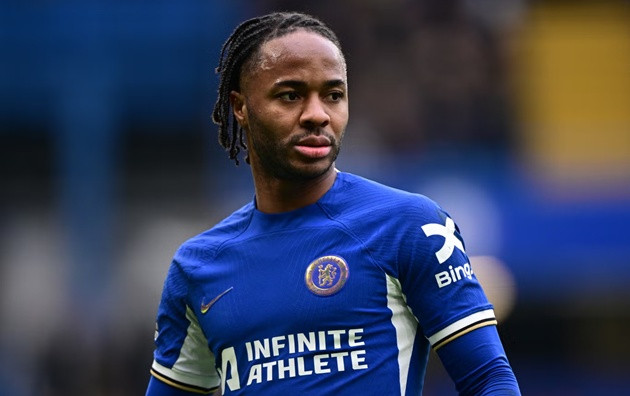 Raheem Sterling rời Chelsea: Dấu chấm hết cho thương vụ 100 triệu bảng đầy hỗn loạn