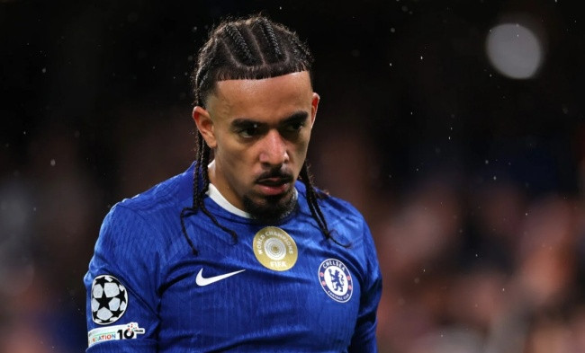 Chelsea đối mặt bài toán nhân sự: Liam Rosenior sẽ trảm Malo Gusto ở derby London?