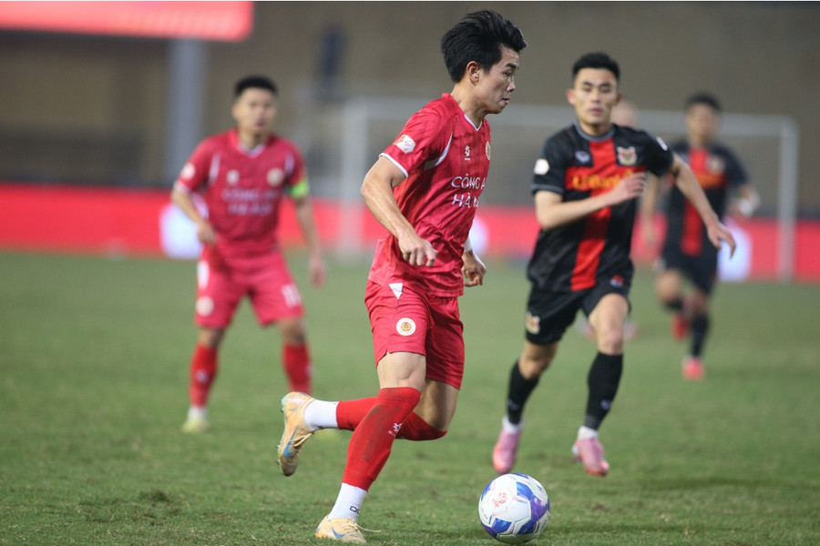 Đình Bắc nhận giải Vua phá lưới U23 châu Á 2026, dồn lực cho CAHN tại V-League