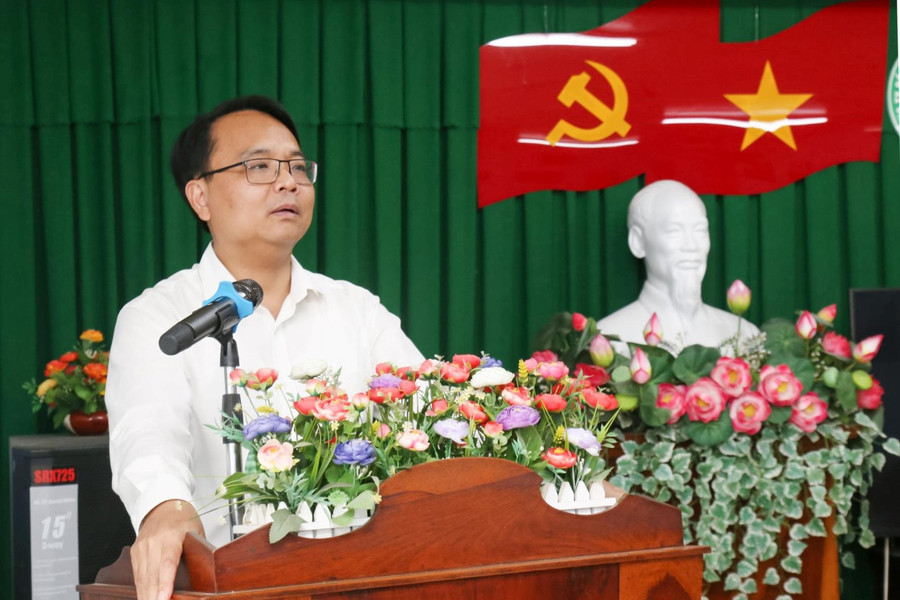 Phó Bí thư Thường trực Tỉnh ủy Lâm Đồng Đặng Hồng Sỹ thăm và chúc Tết Công ty Cổ phần Môi trường và Dịch vụ đô thị Bình Thuận