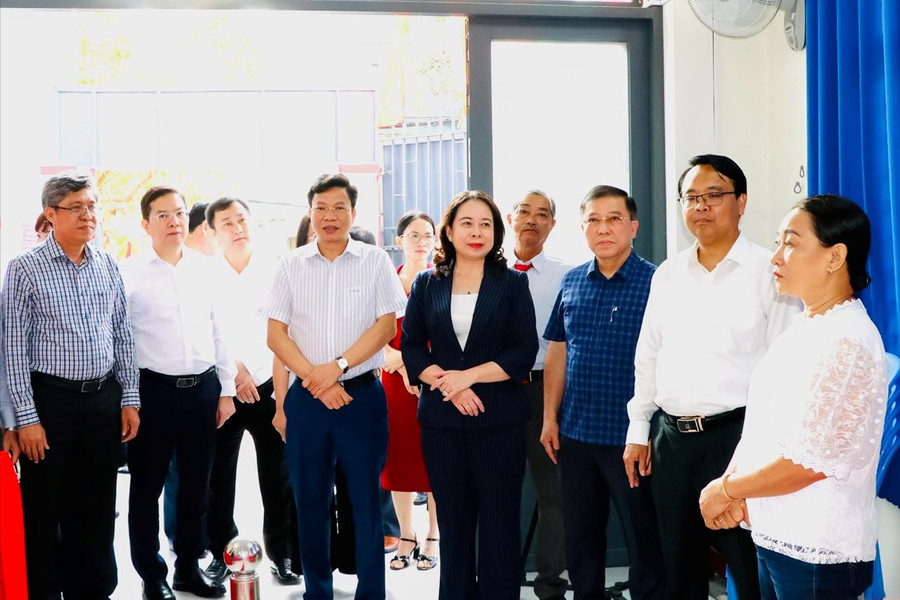 Phó Chủ tịch nước Võ Thị Ánh Xuân kiểm tra công tác bầu cử tại tỉnh Lâm Đồng